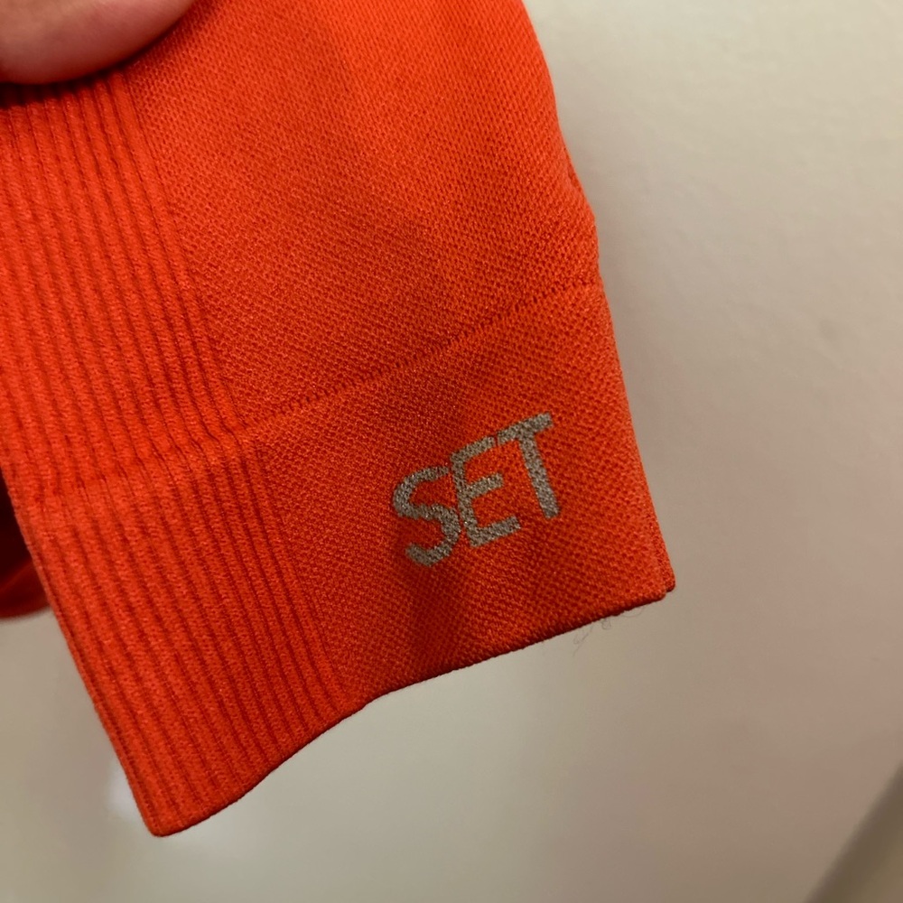 SET ACTIVE WORKOUT SET - Picture 2 of 3